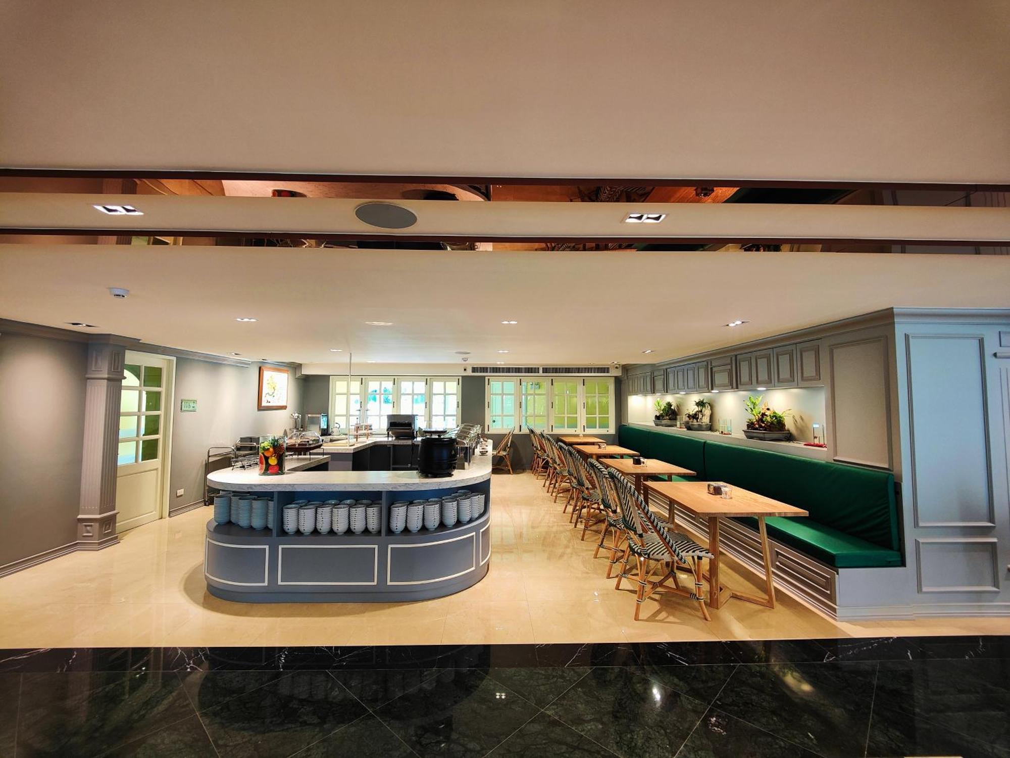Siri Grand Bangkok Hotel Екстериор снимка